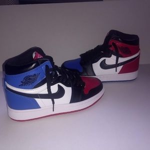 Jordan Retro 1 High OG Sneakers